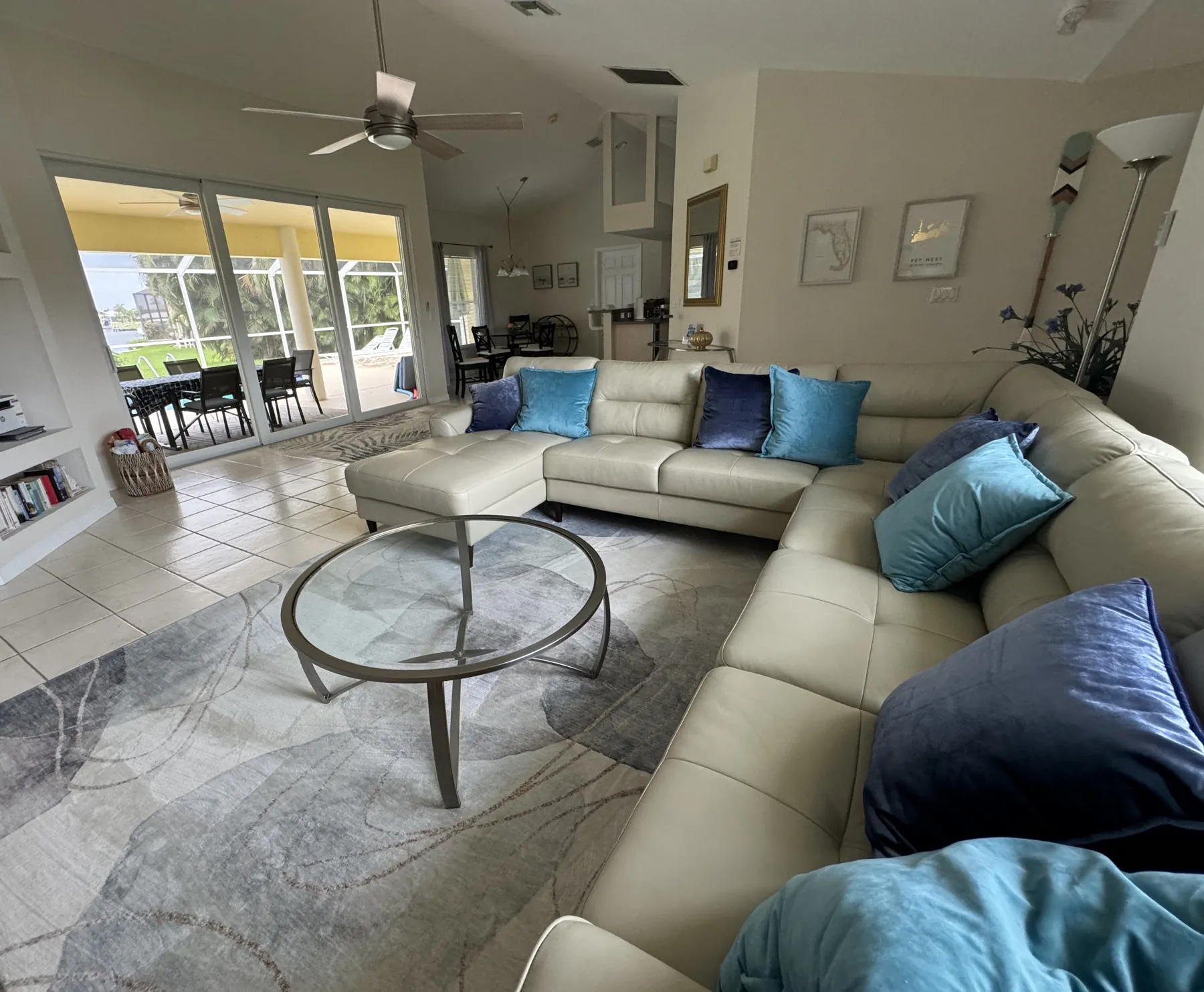 Living room with sliding doors to the lanai